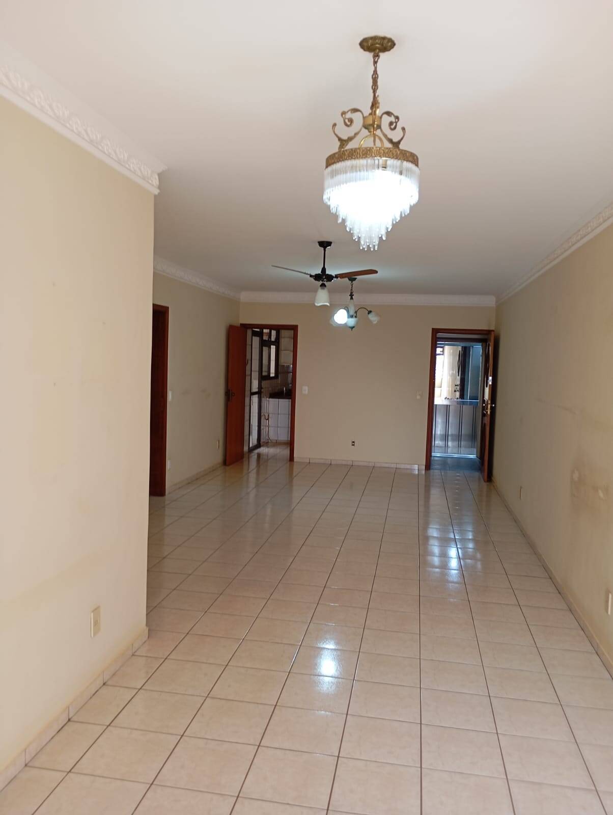 Apartamento, 3 quartos, 131 m² - Foto 1