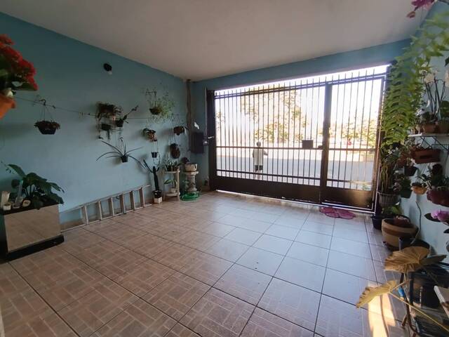 Casa para Venda em Ribeirão Preto - 4