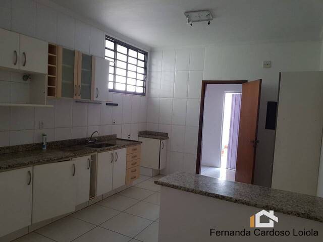 #25 - Casa para Venda em Ribeirão Preto - SP