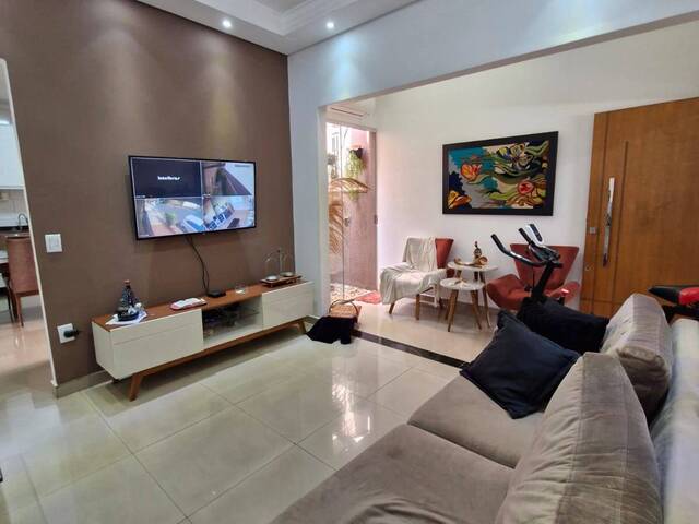 #35 - Casa para Venda em Ribeirão Preto - SP
