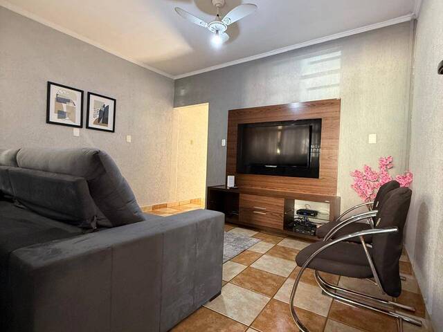 Casa para Venda em Ribeirão Preto - 2