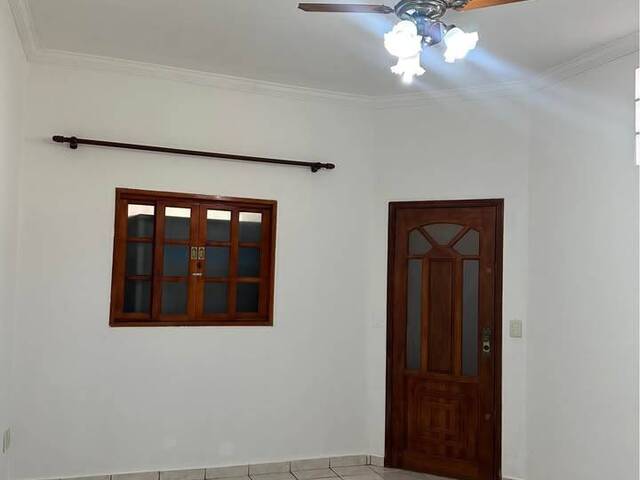 Casa para Venda em Ribeirão Preto - 5