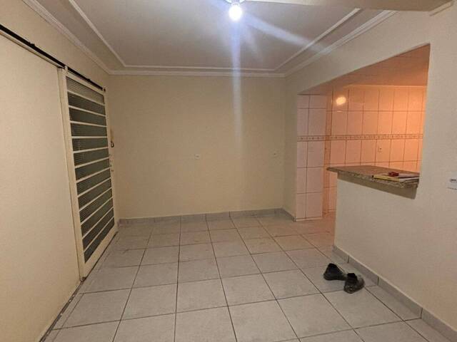 Casa para Venda em Ribeirão Preto - 3