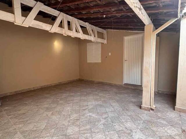 Casa para Venda em Ribeirão Preto - 2