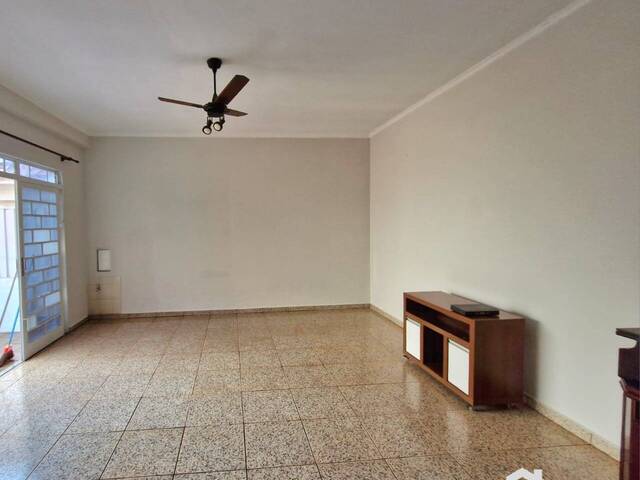 Casa para Venda em Ribeirão Preto - 3