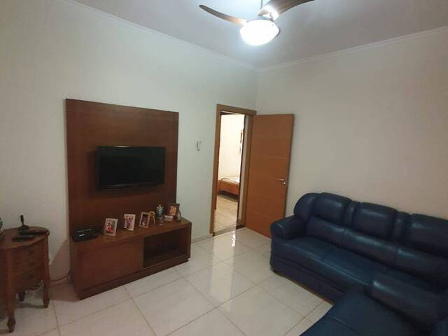 Casa para Venda em Ribeirão Preto - 2