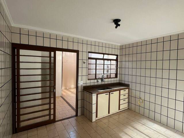 Casa para Venda em Ribeirão Preto - 2