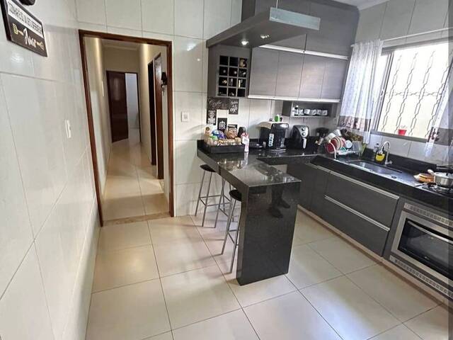 Casa para Venda em Ribeirão Preto - 3