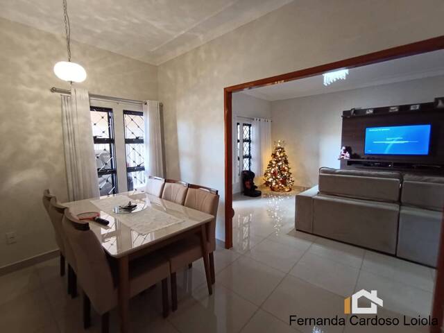 Casa para Venda em Ribeirão Preto - 2