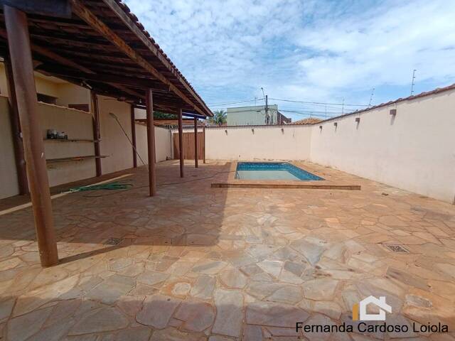 Casa para Venda em Ribeirão Preto - 2