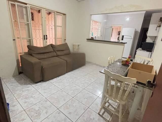 Casa para Venda em Ribeirão Preto - 2