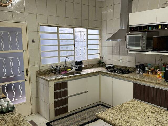 Casa para Venda em Ribeirão Preto - 3