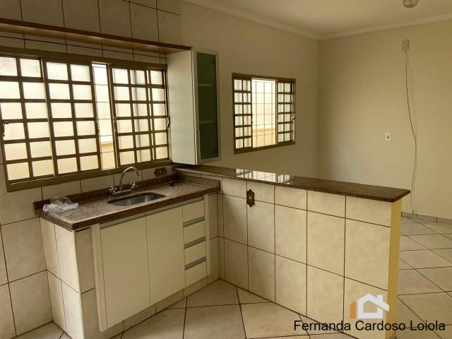 Casa para Venda em Ribeirão Preto - 2