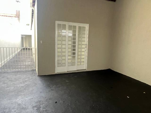 #141 - Casa para Venda em Ribeirão Preto - SP