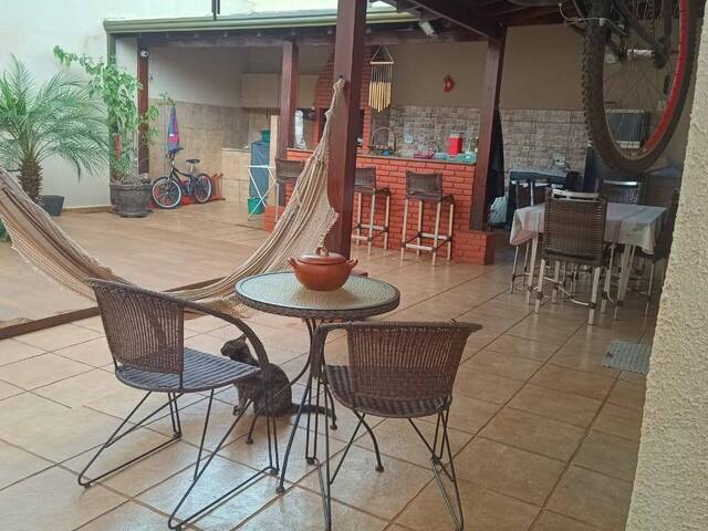 #183 - Casa para Venda em Ribeirão Preto - SP