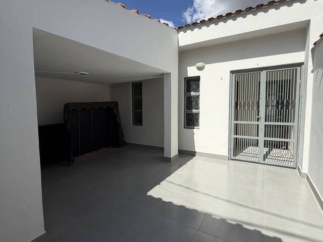 Casa para Venda em Ribeirão Preto - 3