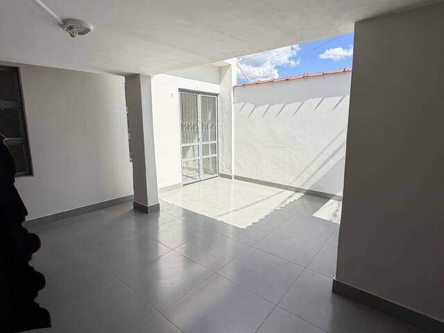 Casa para Venda em Ribeirão Preto - 2