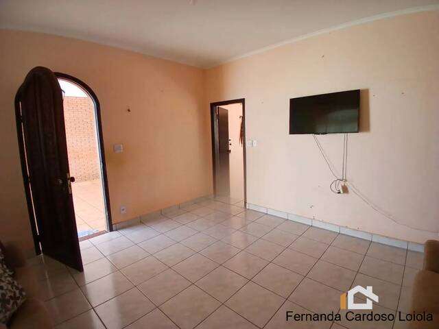 Casa para Venda em Ribeirão Preto - 2