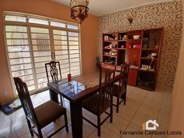 Casa para Venda em Ribeirão Preto - 3