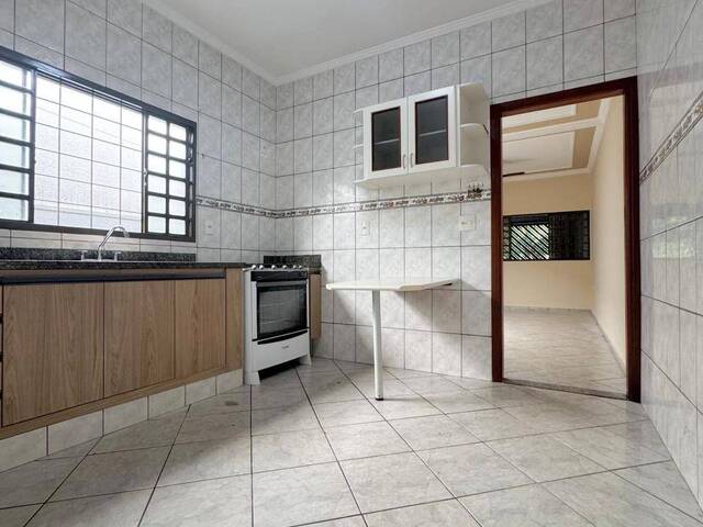 Casa para Venda em Ribeirão Preto - 4