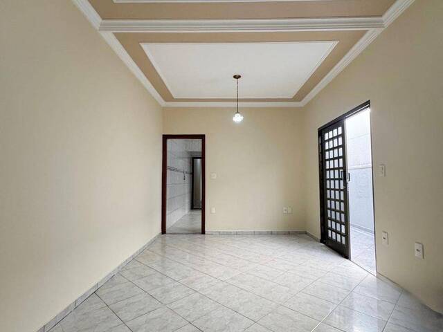 Casa para Venda em Ribeirão Preto - 3