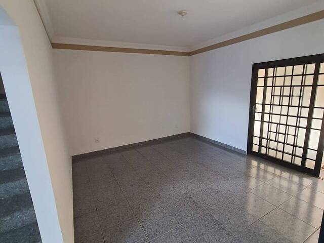 Casa para Venda em Ribeirão Preto - 3