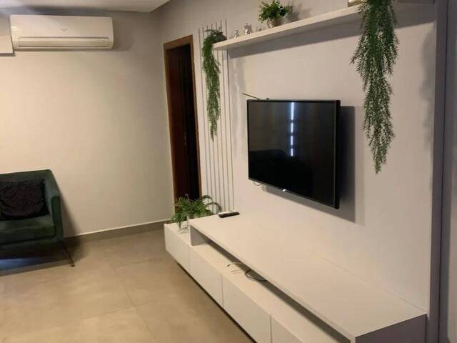Apartamento para Venda em Ribeirão Preto - 2
