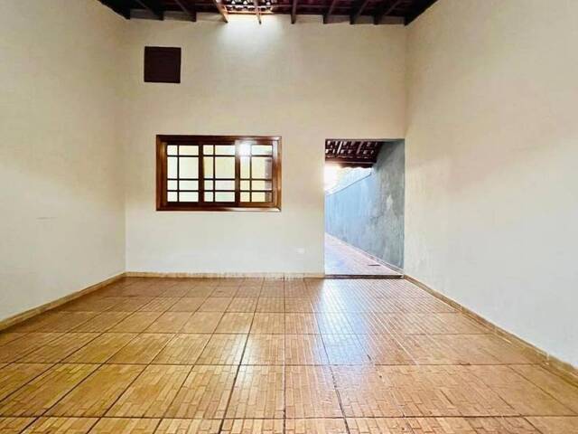 Casa para Venda em Ribeirão Preto - 2
