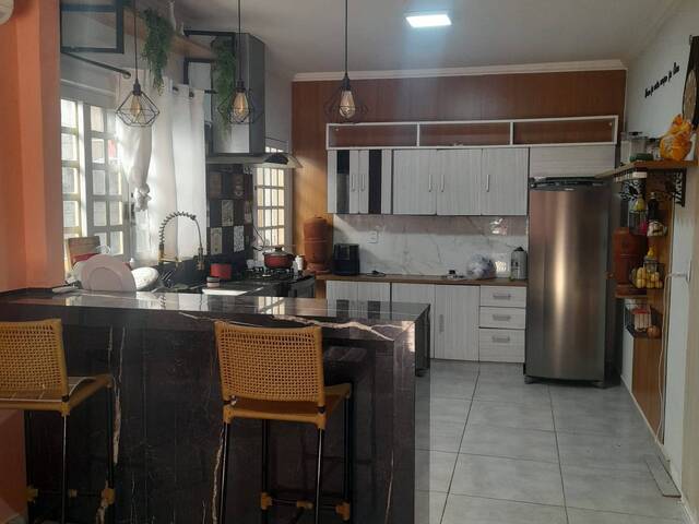Casa para Venda em Ribeirão Preto - 3