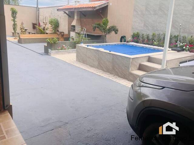 #329 - Casa para Venda em Ribeirão Preto - SP
