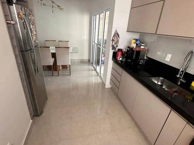 Casa para Venda em Ribeirão Preto - 3