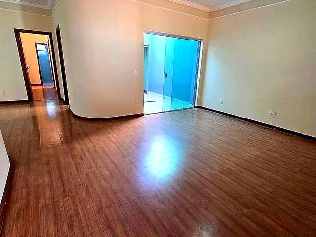 Casa para Venda em Ribeirão Preto - 5