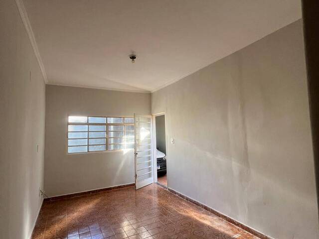 Casa para Venda em Ribeirão Preto - 3