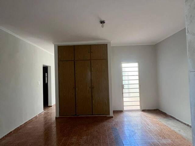 Casa para Venda em Ribeirão Preto - 2