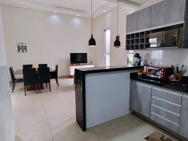 Casa para Venda em Ribeirão Preto - 3