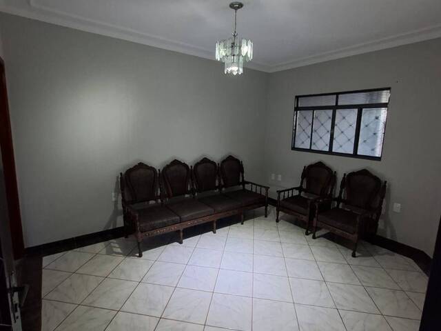 Casa para Venda em Ribeirão Preto - 2