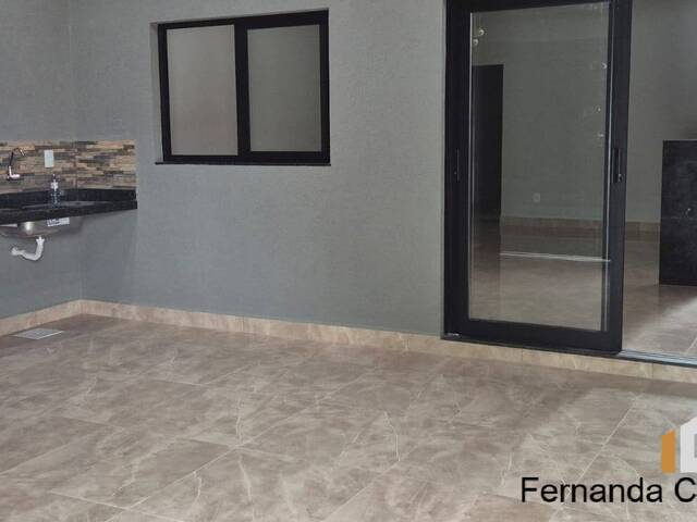 #466 - Casa para Venda em Ribeirão Preto - SP
