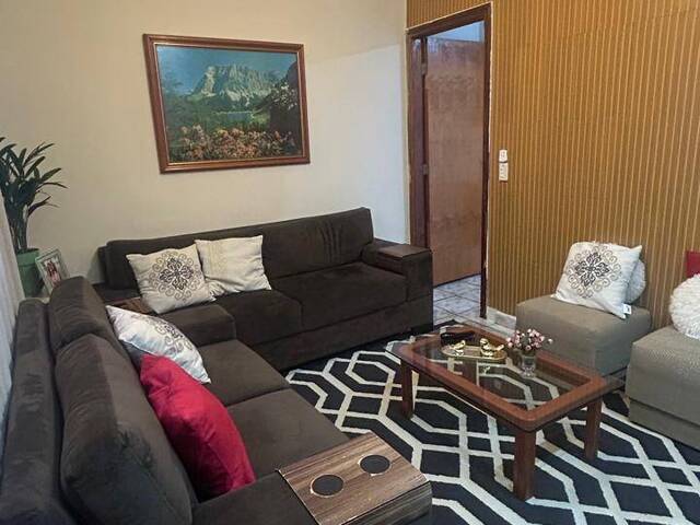 #471 - Casa para Venda em Ribeirão Preto - SP