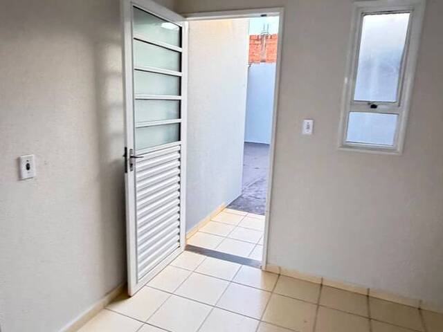 Casa para Venda em Ribeirão Preto - 2