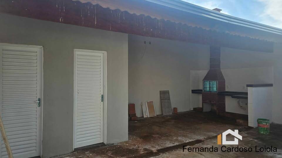 Casa, 4 quartos, 126 m² - Foto 1