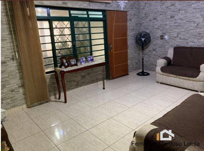 Casa, 3 quartos, 136 m² - Foto 3