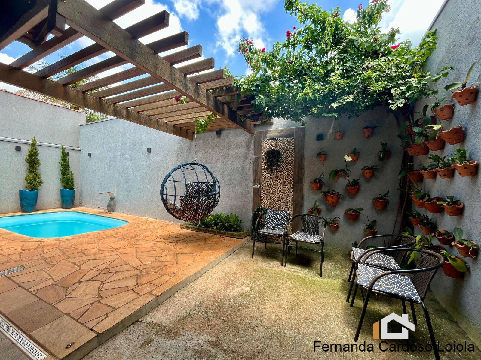 Casa, 3 quartos, 157 m² - Foto 1