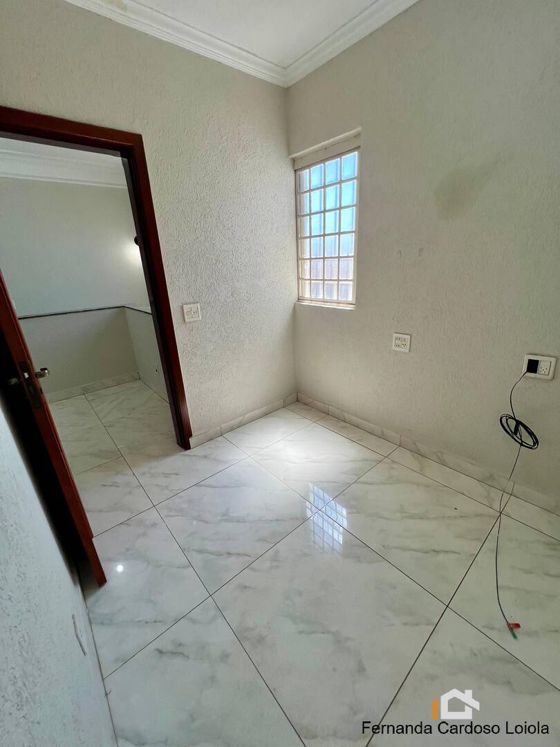 Casa, 3 quartos, 230 m² - Foto 18