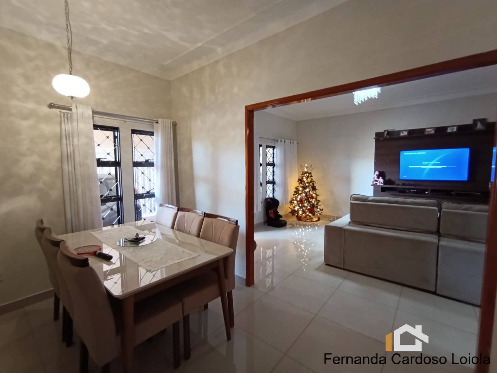 Casa, 3 quartos, 191 m² - Foto 1