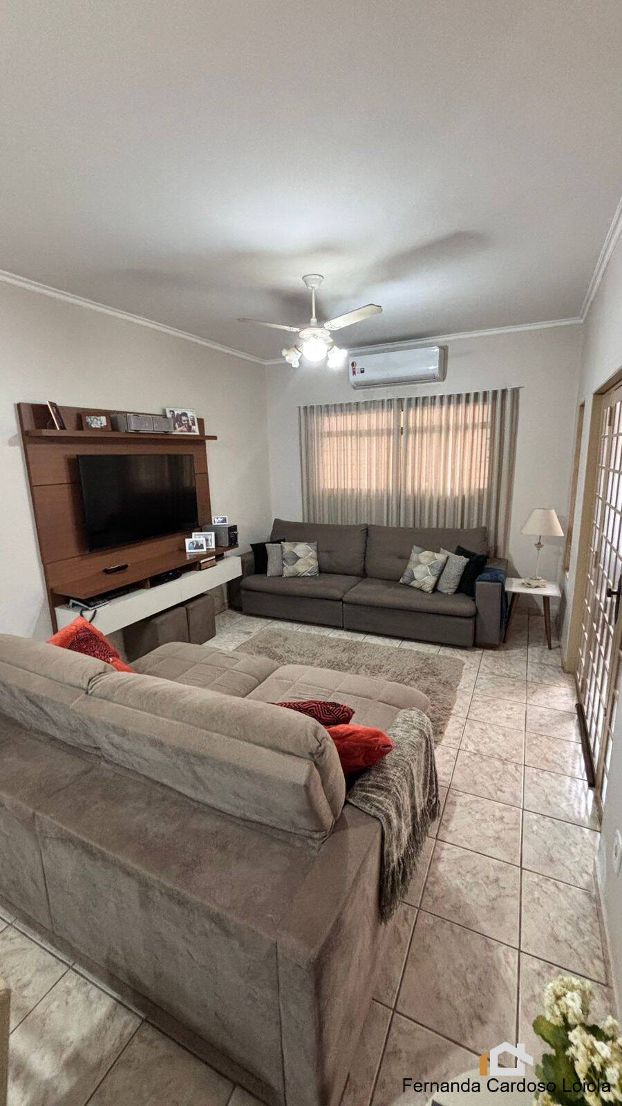 Casa, 3 quartos, 176 m² - Foto 1