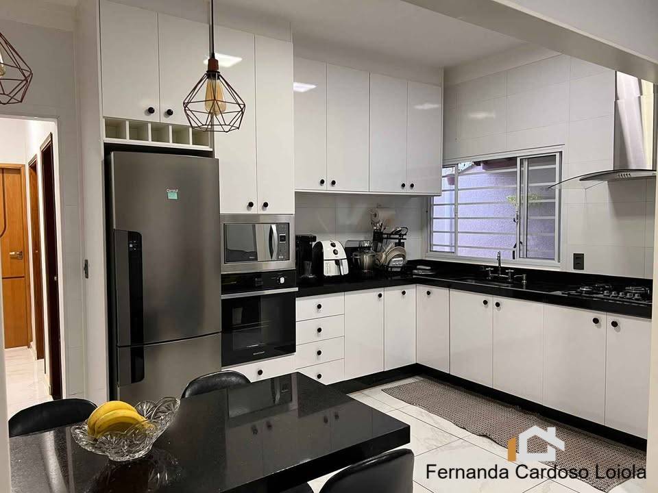 Casa, 2 quartos, 130 m² - Foto 1