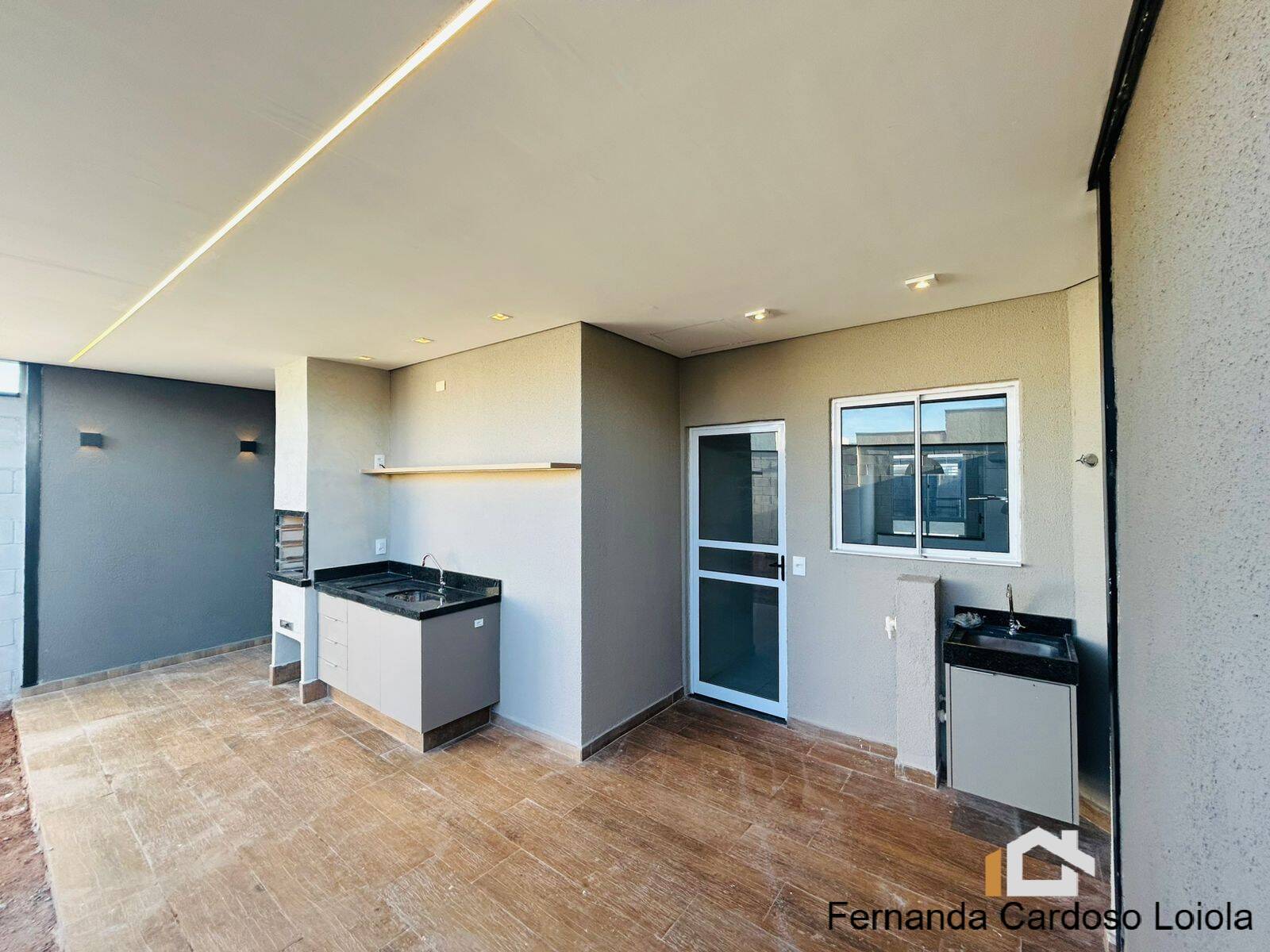 Casa, 2 quartos, 140 m² - Foto 1