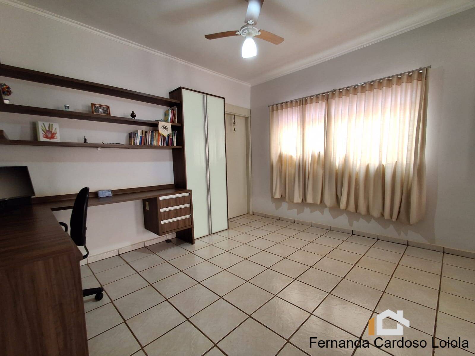 Casa, 2 quartos, 279 m² - Foto 9
