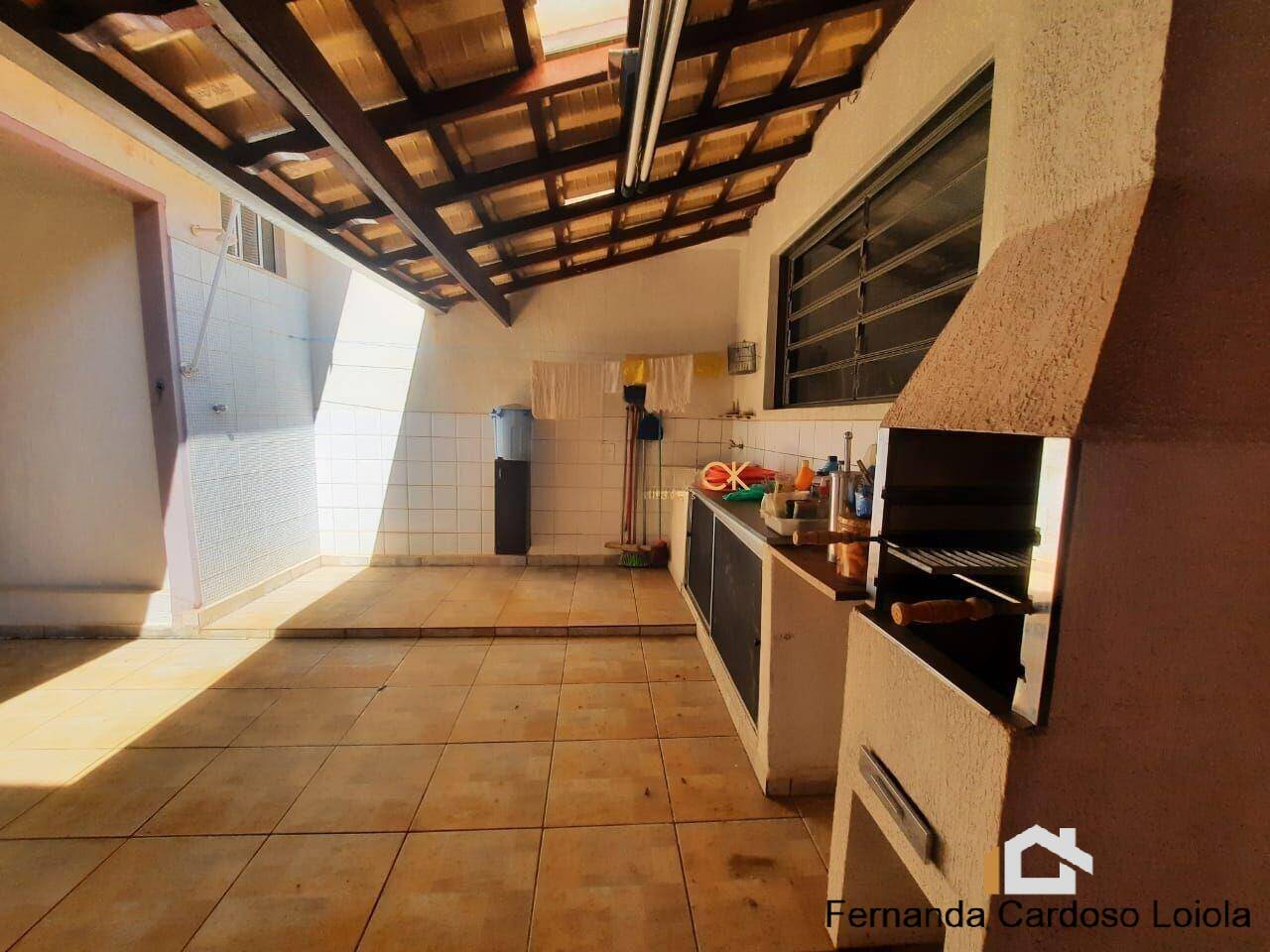 Casa, 2 quartos, 155 m² - Foto 1