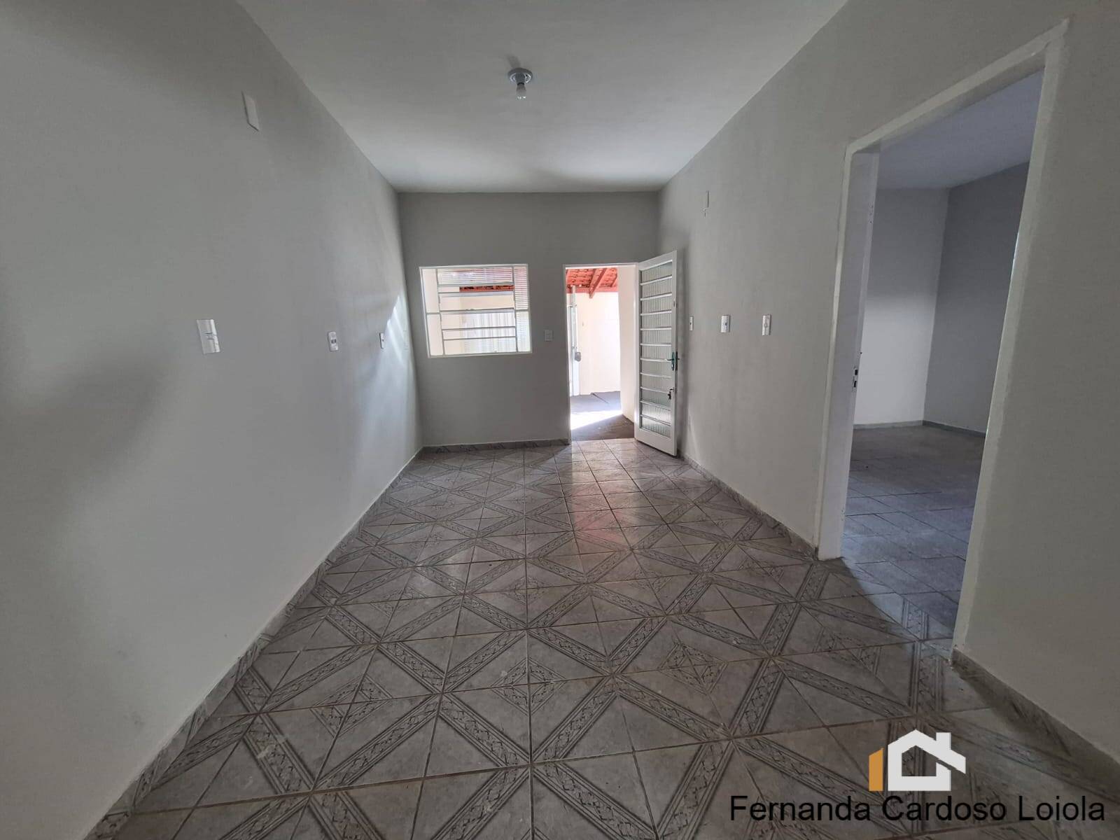 Casa, 2 quartos, 130 m² - Foto 1